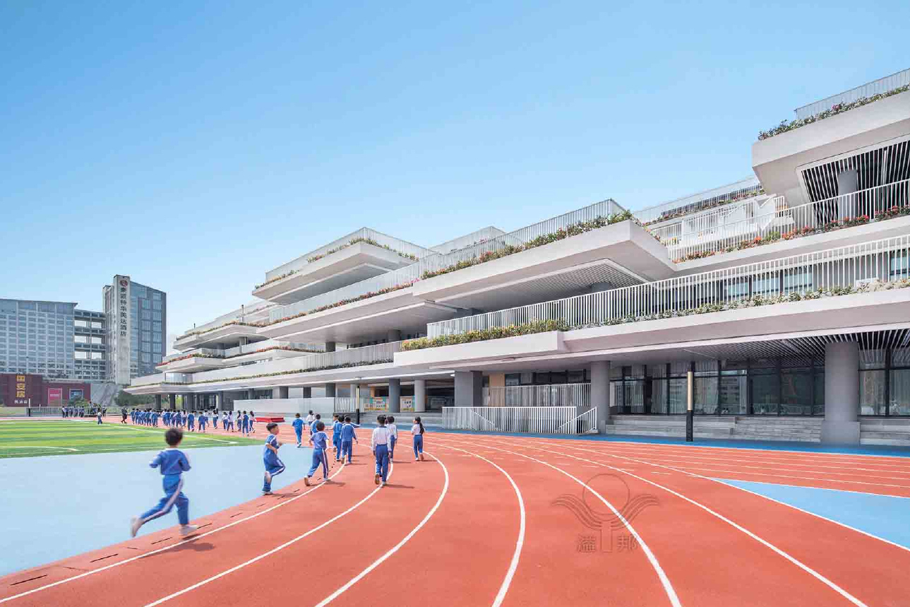 透气型塑胶跑道 透气型塑胶跑道